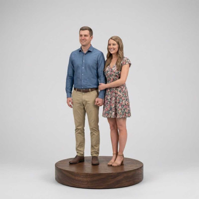 Figura 3D para Parejas con Base de Madera - Réplicas 3D