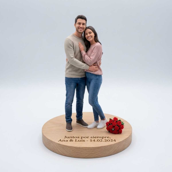 Figura 3D Personalizada de Pareja para San Valentín con Base de Madera Acabado realista